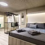 Ventiri Lofts - Kalamata Luxury Penthouses شقة
