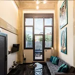 Daire Ventiri Lofts - Kalamata Luxury Penthouses Faraí