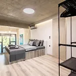 Ventiri Lofts - Kalamata Luxury Penthouses Daire Faraí