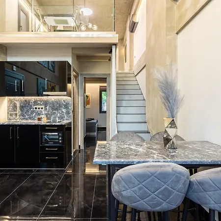 Ventiri Lofts - Kalamata Luxury Penthouses * Faraí