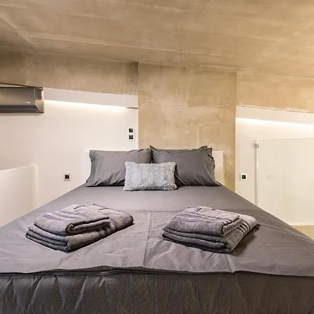 Ventiri Lofts - Kalamata Luxury Penthouses Faraí