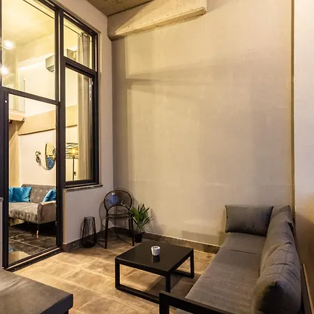 Lägenhet Ventiri Lofts - Kalamata Luxury Penthouses Faraí