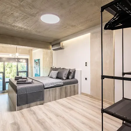 Ventiri Lofts - Kalamata Luxury Penthouses Lägenhet Faraí