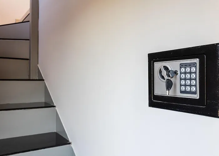 Apartament Ventiri Lofts - Kalamata Luxury Penthouses Faraí