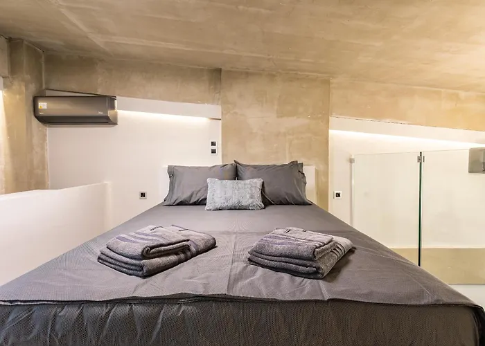 Ventiri Lofts - Kalamata Luxury Penthouses Faraí