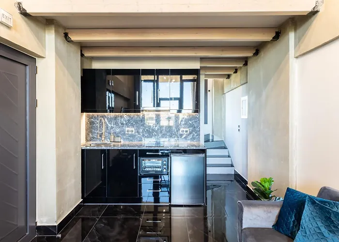 Ventiri Lofts - Kalamata Luxury Penthouses Апартаменты *